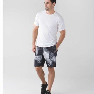 Lululemon Assert Short Aerial Ice White Black size Medium